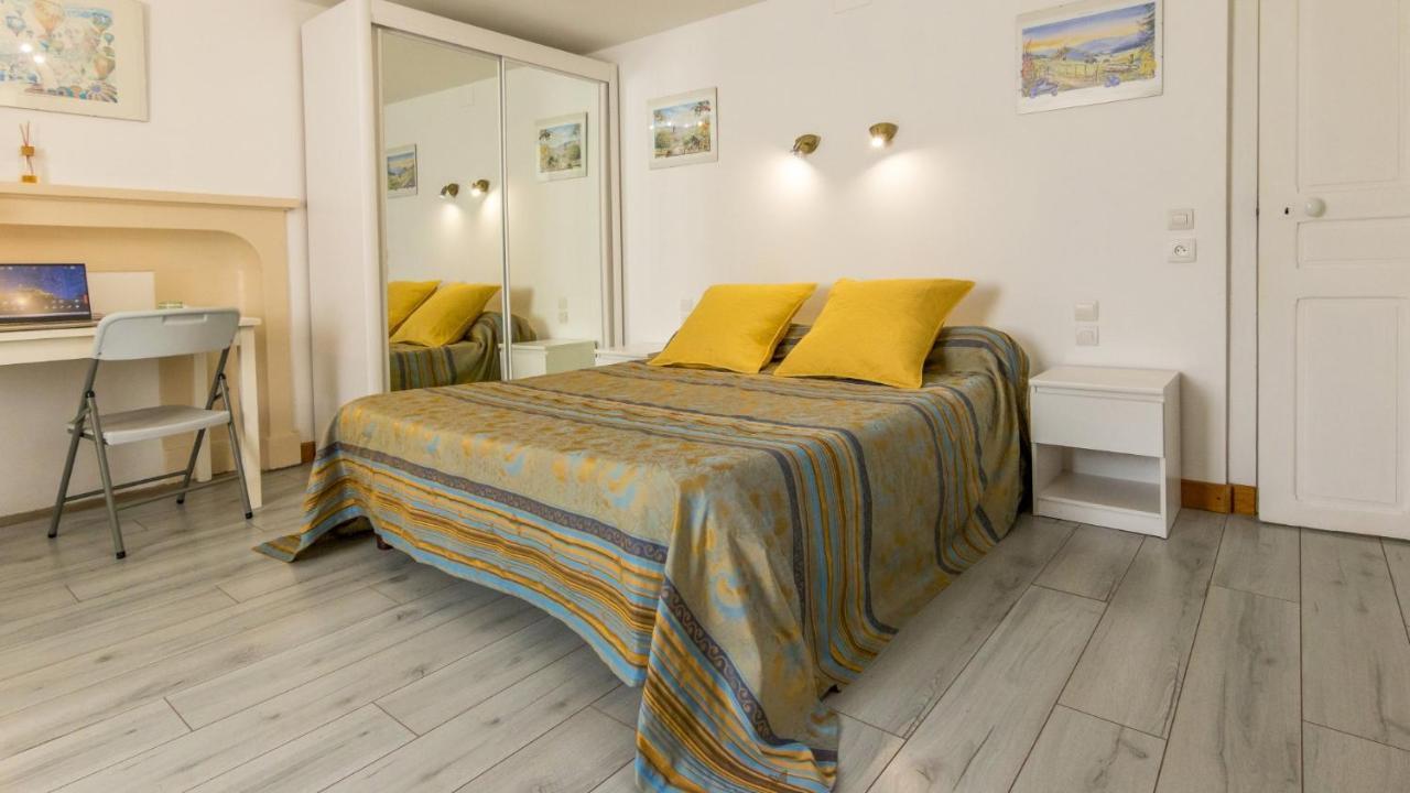 Chambres D'Hotes "La Landre" Le Clerjus エクステリア 写真