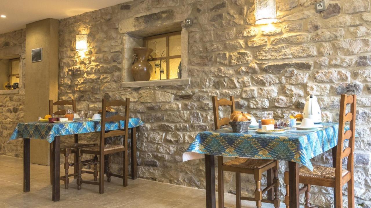 Chambres D'Hotes "La Landre" Le Clerjus エクステリア 写真