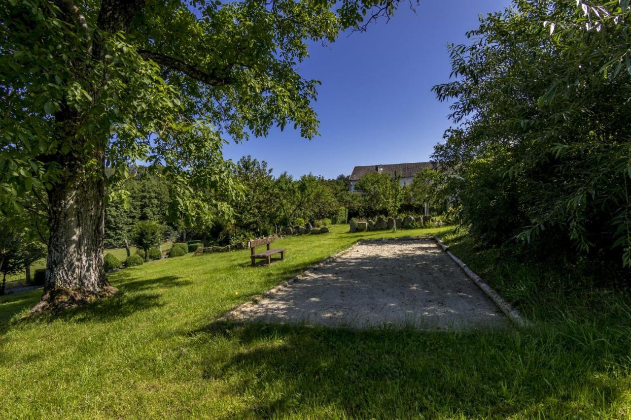 Chambres D'Hotes "La Landre" Le Clerjus エクステリア 写真
